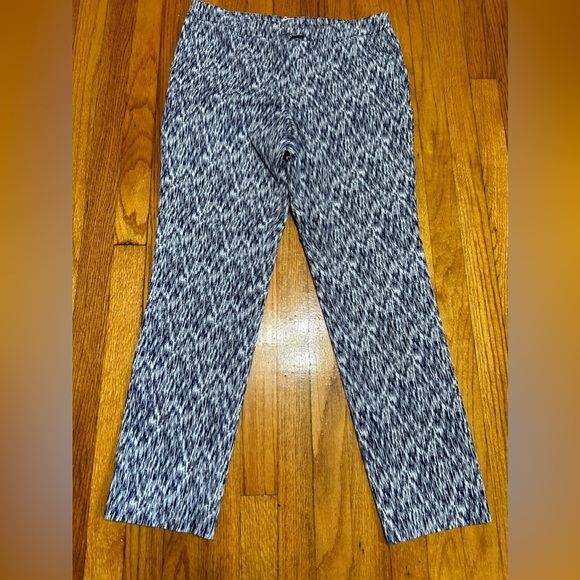 Soft Surroundings Stretch Ankle Pants Size 8 Blue And  White - Picture 1 of 7